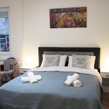 Bohemian Dawn Apartment เบลเกรด ภายนอก รูปภาพ