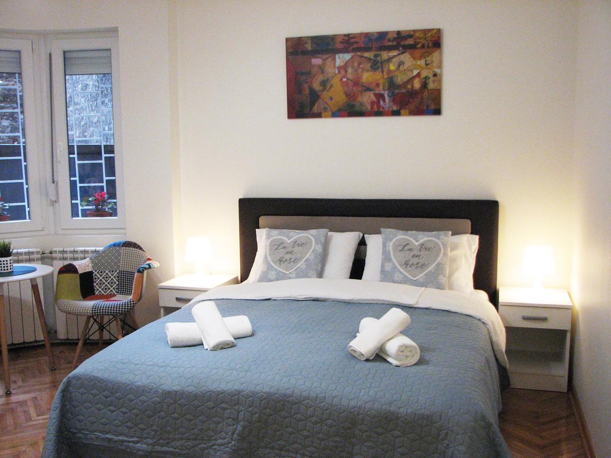 Bohemian Dawn Apartment เบลเกรด ภายนอก รูปภาพ